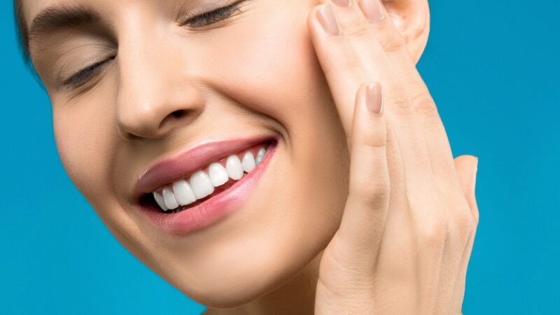 シワの目立たないハリ感のある美肌イメージ