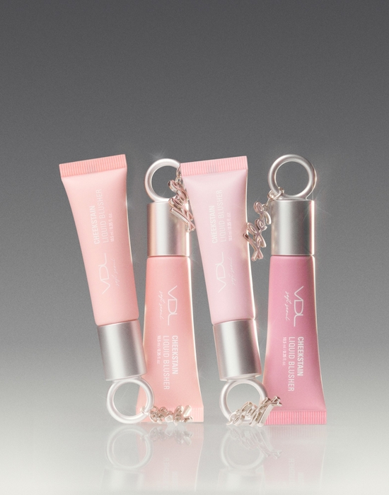 VDL「チークステイン リキッド ブラッシャー」の公式サイト引用画像