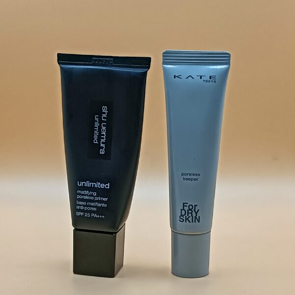 2025年発売のケイトのポアレス下地と比較